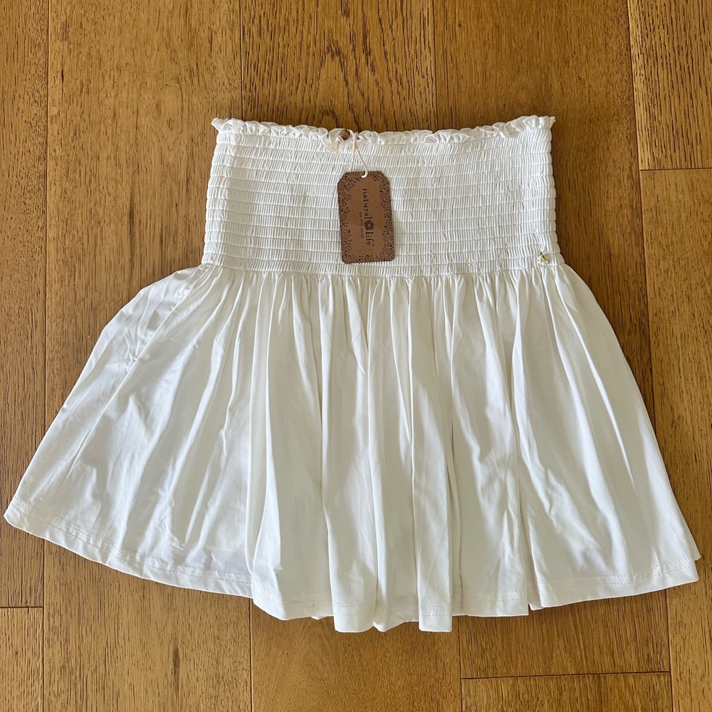 NATURAL LIFE White Smocked Waist Daisy Skort